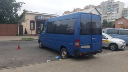 Новость. Возле Центрального рынка оперативники наркоконтроля изъяли у гомельчанина почти 2 килограмма насвая