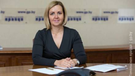 В какой срок должны выплатить денежную помощь молодому специалисту и можно ли отказаться от обеденного перерыва? На вопросы ответил главный правовой инспектор труда