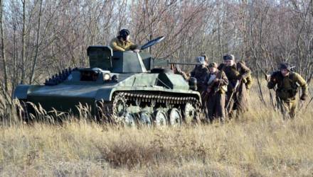 В Гомеле состоялась военно-историческая реконструкция боя по освобождению города от фашистов