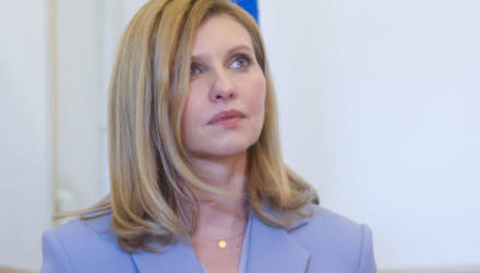 "Безмятежная фотосессия" Елены Зеленской взволновала поклонников