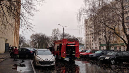 Гомельчанин готовил еду на плите, устал, уснул и чуть не сгорел...