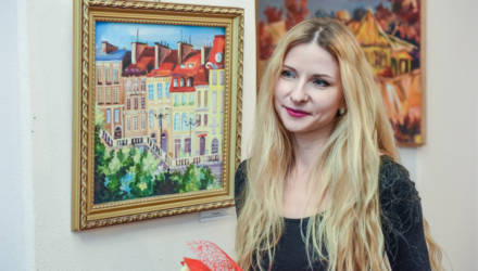 Выставка живописи Ольги Копачёвой «Art прогулка» открылась в Гомеле