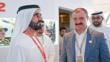 Фотофакт: Виктор Лукашенко снова посетил Гран-при "Формулы-1" в Абу-Даби