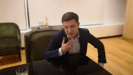 Решили не мучить. Пранкер рассказал, как звонил Зеленскому