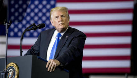Палата представителей США проголосовала за импичмент Трампу