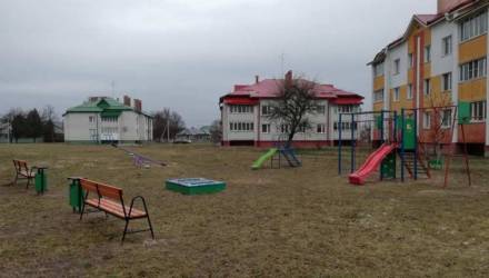 В канун Нового года в Гомельском районе открылись две детские площадки