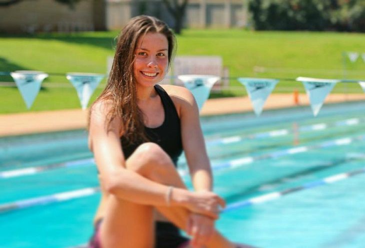 Пловчиха Алина Змушко — о заплывах со сломанными пальцами, детстве в Калинковичах, работе над собой и завоевании олимпийской лицензии
