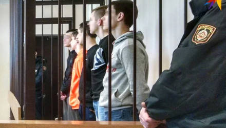 «Поддался на лёгкие деньги»: вчерашним подросткам дали от 4 до 7 лет за закладки в Речице
