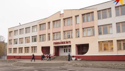 В Гомеле снова школьный скандал: учительница так дёрнула 3-классницу за ухо, что милиция разбирается с травмами