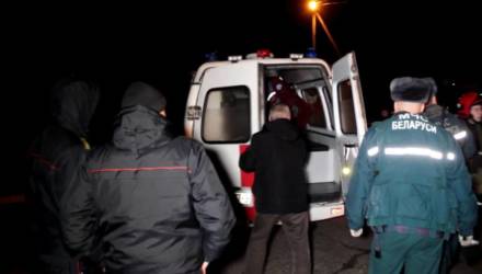 Пожар квартиры в Гомеле: работниками МЧС спасён хозяин, эвакуировано 5 человек, из них двое дети