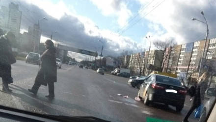 В Гомеле на Речицком проспекте водитель Яндекс.Такси сбил пешехода