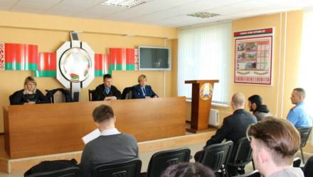 В Речице призывника осудили за уклонение от службы в армии