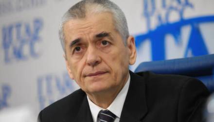 Онищенко резко ответил на заявления Лукашенко о российских тестах на COVID-19