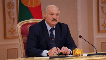 Лукашенко ждёт от МВФ экстренного финансирования