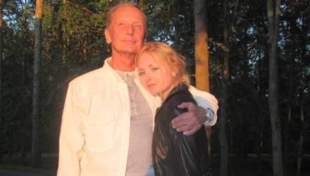 Дочь Михаила Задорнова напомнила о себе, сняв всю одежду ради горячего фото