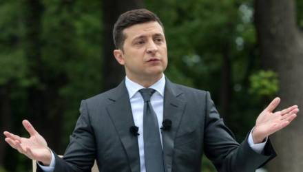 Денег нет, а вы Зеленский. Чего ждёт президент Украины, намекая на обнуление долгов