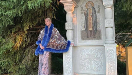 «Вы чмо последнее»: Волочкова закатила скандал в Дивеевском монастыре (видео)