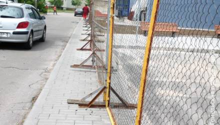 Тротуар гомельчанам нужно заслужить?