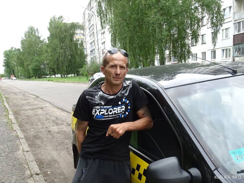 «Раздеваться было некогда, сбросил тапки и всё». Белорусский таксист спас тонувшую девочку