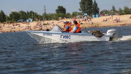 ﻿ Более 15 несанкционированных мест пребывания у воды выявили работники МЧС во время рейда в Гомеле