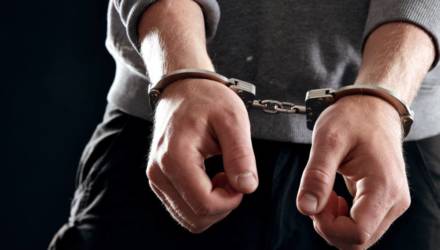 Гомельчанин выманил у пенсионерки почти 11 тысяч рублей: уверял, что поможет её дочке избежать суда