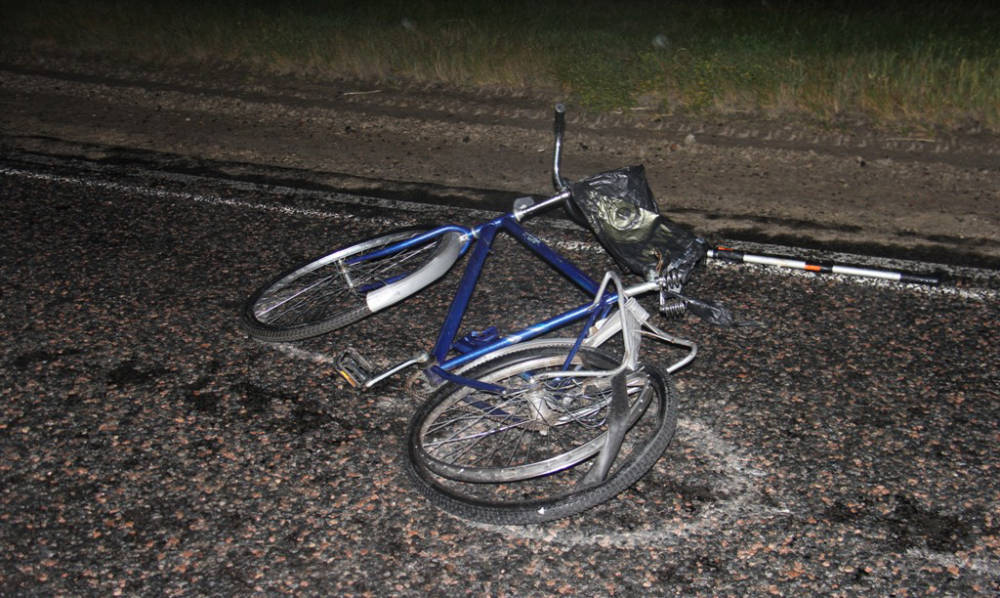 В Брагинском районе женщина на VW насмерть сбила велосипедиста и скрылась. Ещё одна трагедия произошла в Кормянском районе
