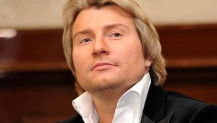 "Как манекен": похудевший Басков удивил фанатов своим внешним видом (фото)