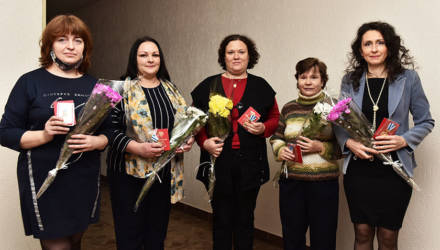 Пять жительниц Советского района Гомеля награждены орденами Матери