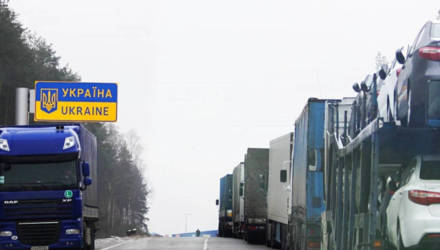 Белорусам на выезде из Украины вручают "письма счастья". Очередное получил дальнобойщик