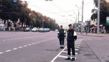 Теперь штраф больше: ГАИ будет наказывать за не включенные днём фары с 25 мая