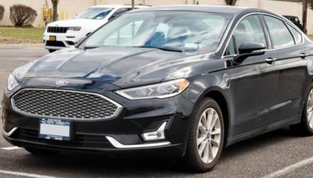 Под капотом Ford обнаружились еще 8 «кубиков», и вот гомельчанин уже должен стране пару тысяч
