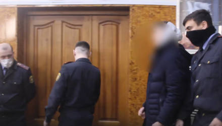 В Гомеле ученика лицея показательно арестовали в актовом зале райисполкома перед другими подростками
