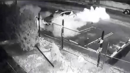 Теракт: белорус взорвал милицейский автомобиль и "табакерку". Есть видео