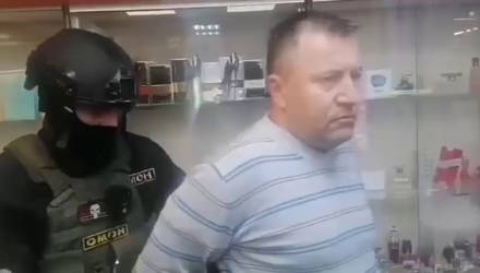 В Гомеле задержан владелец сети магазинов "Красотка" Павел Бобченок