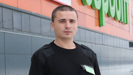 В Рогачёве работник магазина «Евроопт» Владимир Евсеев спас женщину из горящей квартиры
