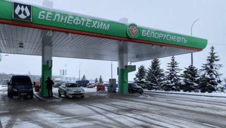 «Дорожать будет однозначно!» Что станет с ценами на топливо в Беларуси?
