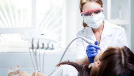 Стиснув зубы: цены на стоматологические услуги выросли в 1,5 раза