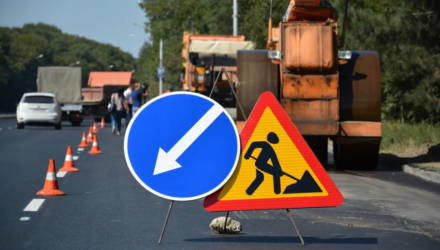 Главный инженер рассказал о планах ремонта дорог в Гомельском районе