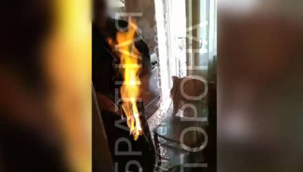В Гомеле женщина подожгла на себе одежду, потому что ей запретили выпивать