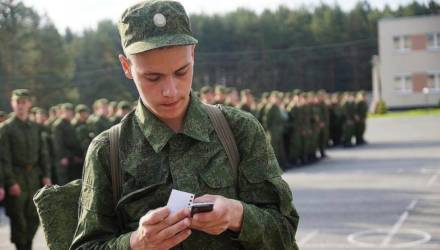 В Беларуси закрылись фирмы, которые помогали уклониться от службы в армии