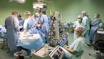 Две болезни – одна операция: врачи спасли женщину из Гомельской области от опухоли желудка и тяжёлой сердечной патологии