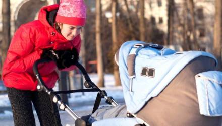 В Беларуси с 1 февраля вырастут пособия по уходу за ребенком до 3 лет