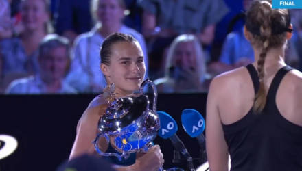 Белоруска Арина Соболенко победила Елену Рыбакину из Казахстана в финале Australian Open и заработала $2 млн