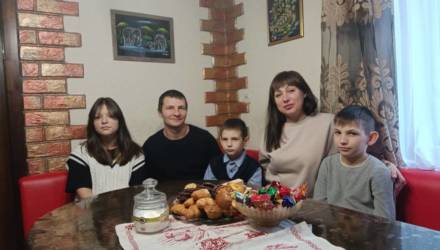 Молдаванин и белоруска переехали из Москвы в агрогородок на Гомельщине