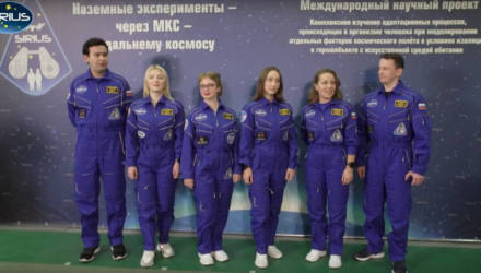 Белоруску вместе с другими пятью "космонавтами" заперли на целый год в капсуле для имитации полёта на Луну