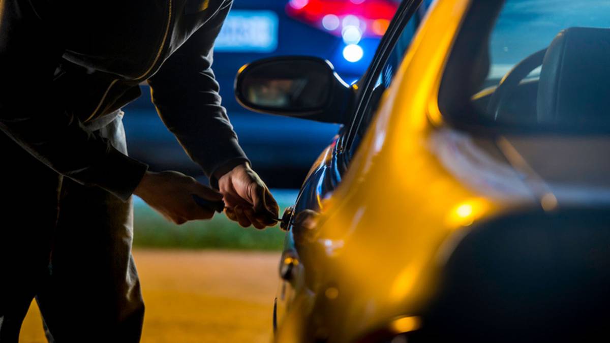 Подросток угнал авто в Гомеле и попал в ДТП
