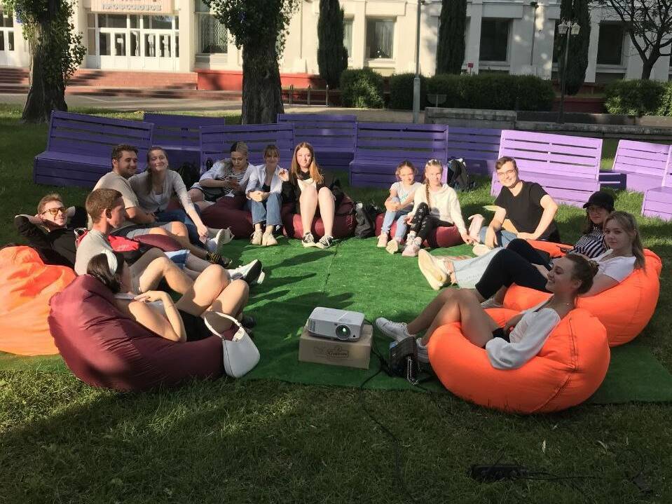 молодежная площадка