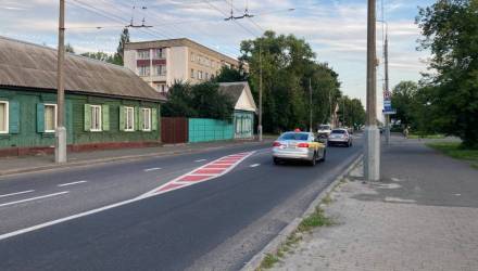 В Гомеле нанесли новую разметку на Богдана Хмельницкого: как выглядит обновление