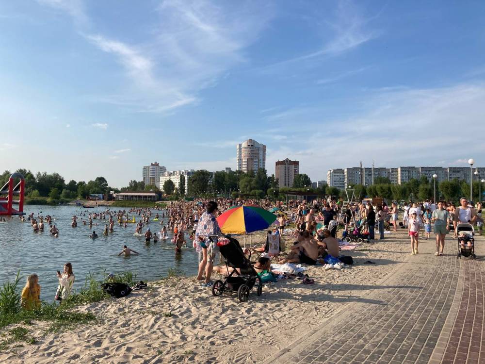 Волотовской пляж