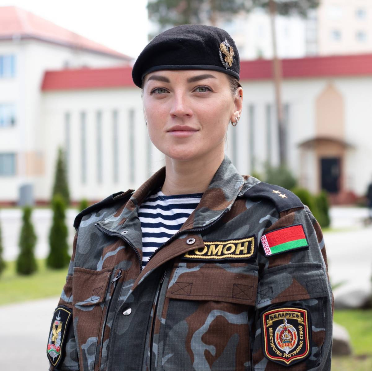 Милиционер ОМОНа Анастасия Иванова